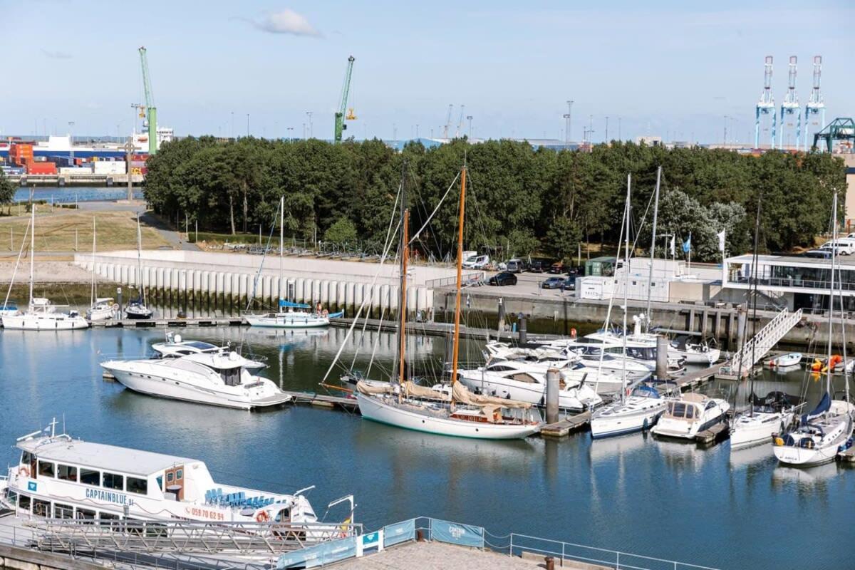 Huswell - Lovely New Apartment At The Harbor + Parking Brugge Eksteriør billede