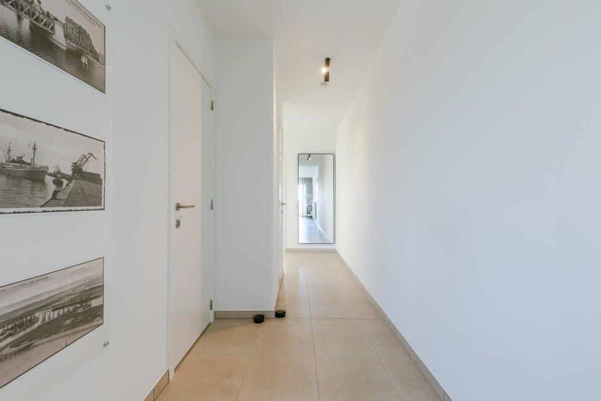 Huswell - Lovely New Apartment At The Harbor + Parking Brugge Eksteriør billede