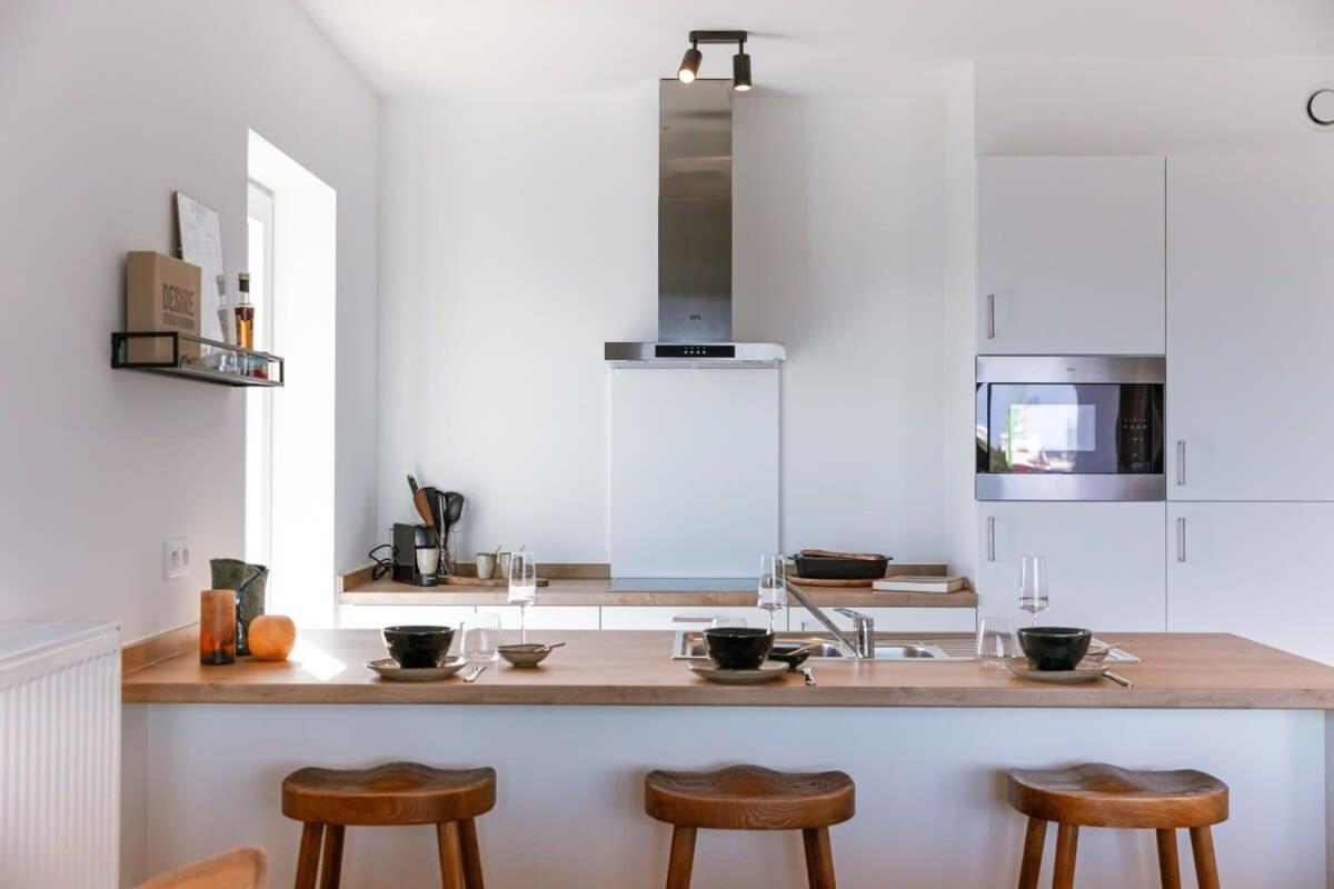 Huswell - Lovely New Apartment At The Harbor + Parking Brugge Eksteriør billede