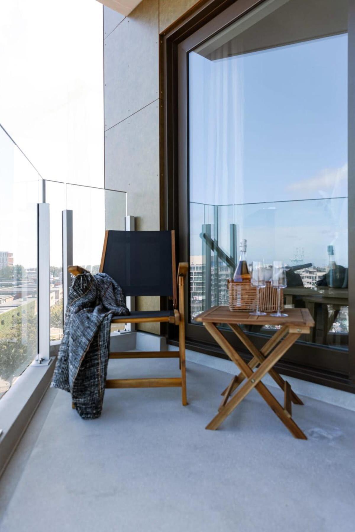 Huswell - Lovely New Apartment At The Harbor + Parking Brugge Eksteriør billede